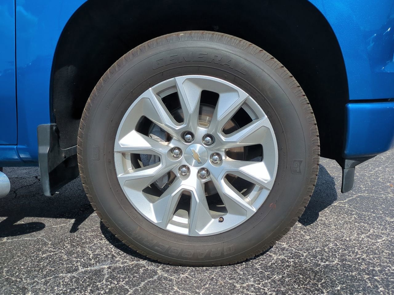 2024 Chevrolet Silverado 1500 Custom