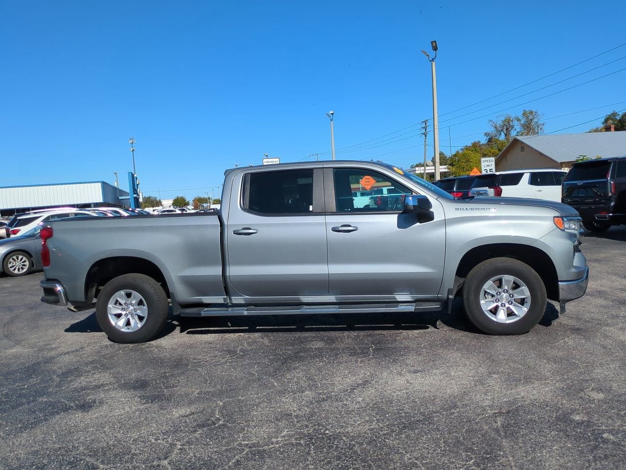 2024 Chevrolet Silverado 1500 LT