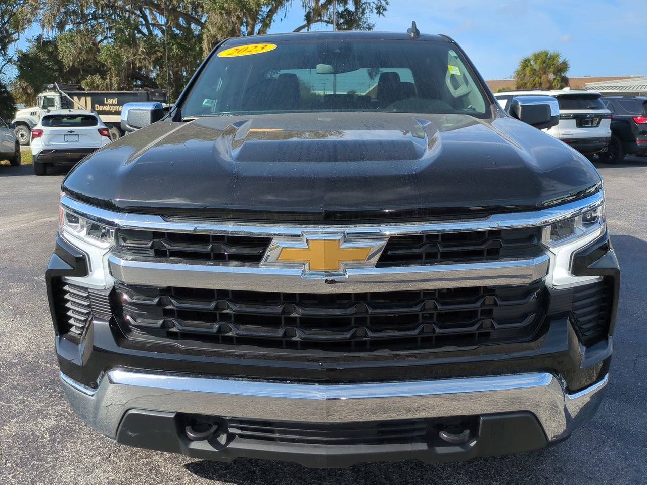 2023 Chevrolet Silverado 1500 LT (2FL)