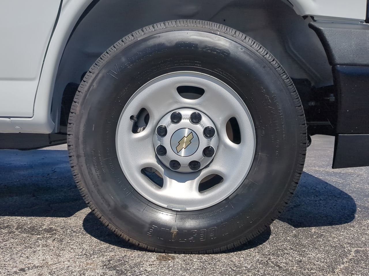 2025 Chevrolet Express Cargo 2500 WT