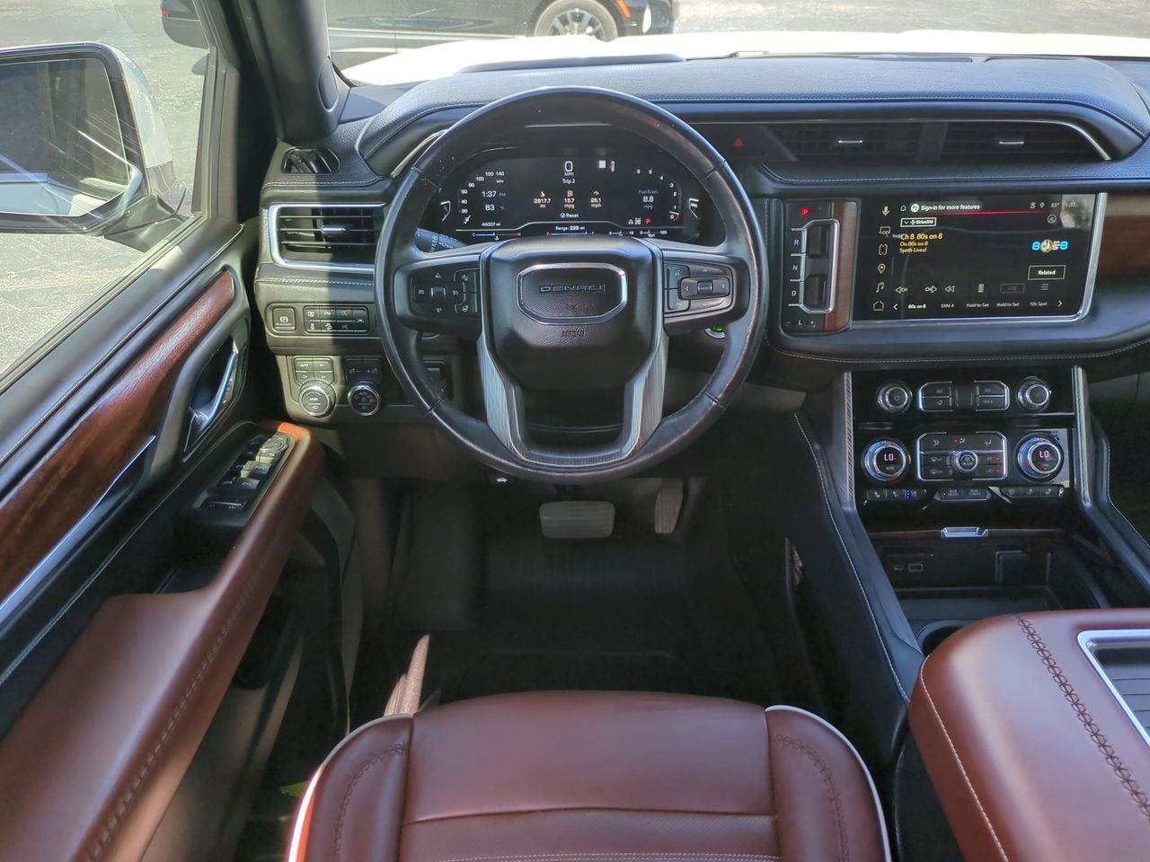 2023 GMC Yukon Denali Ultimate