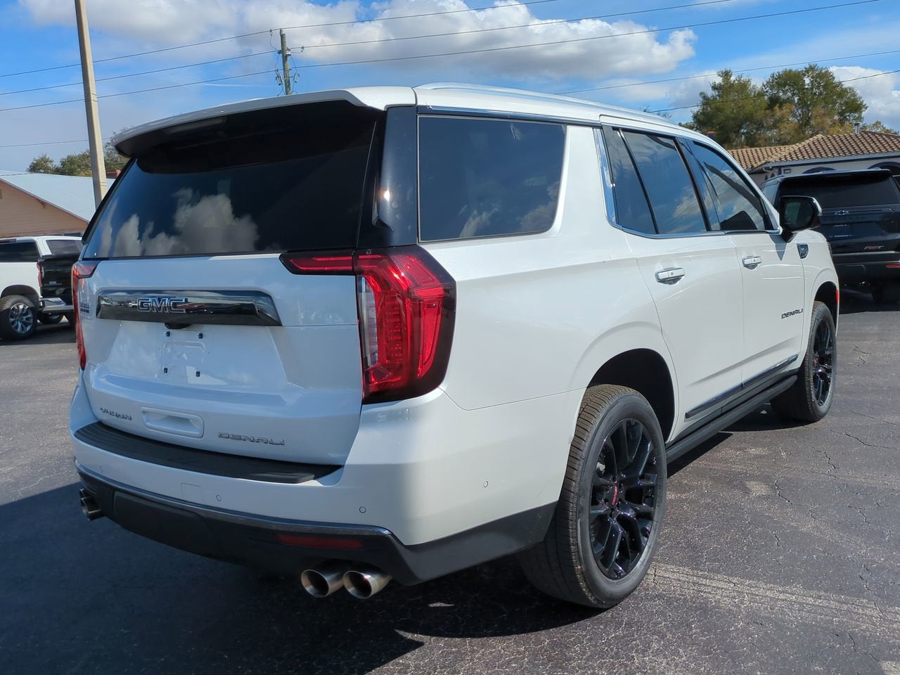 2023 GMC Yukon Denali Ultimate