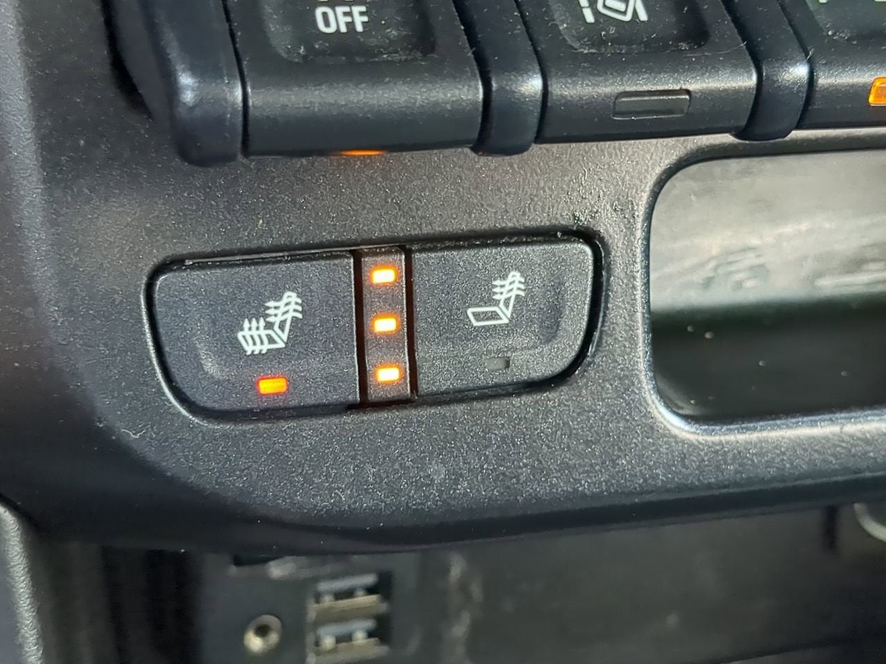 2021 GMC Canyon AT4 - Leather