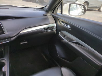 2022 Cadillac XT4 Premium Luxury