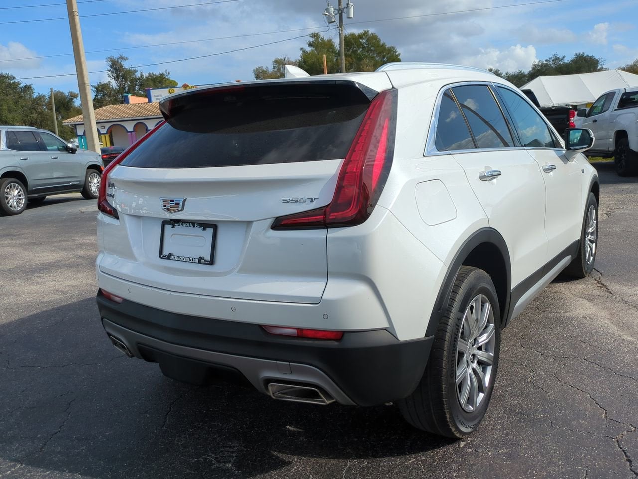 2022 Cadillac XT4 Premium Luxury