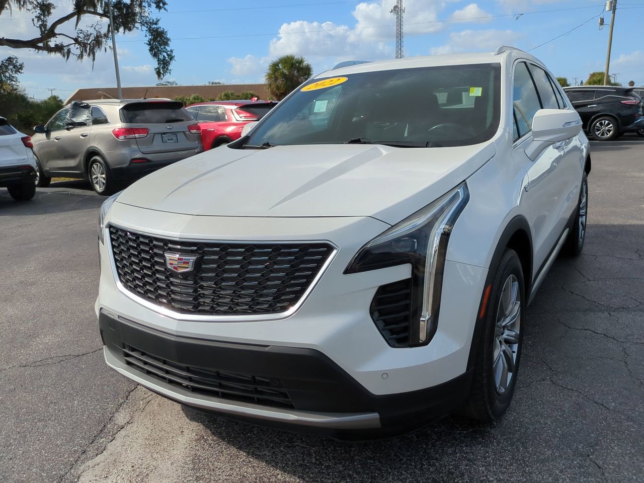 2022 Cadillac XT4 Premium Luxury