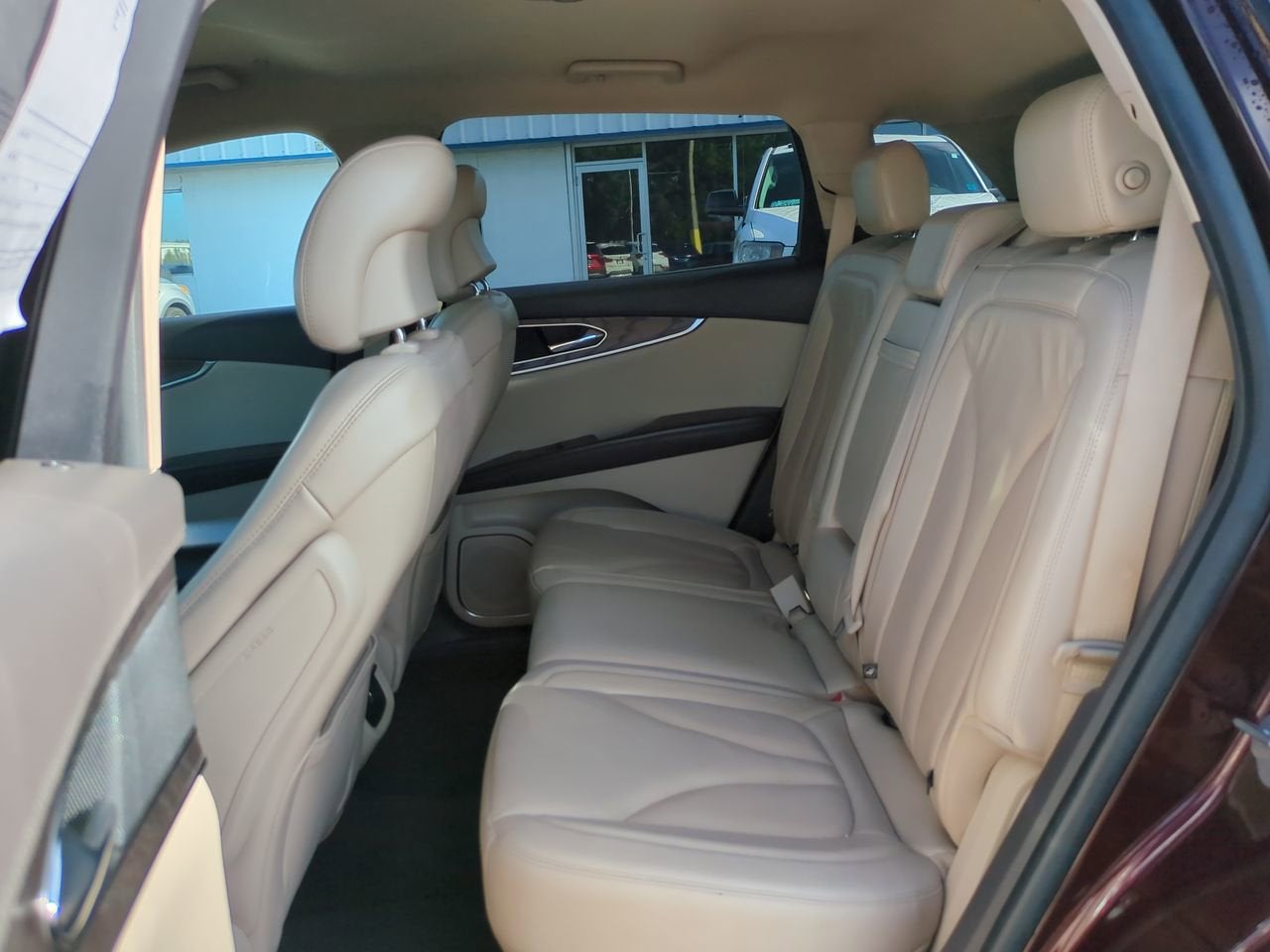 2019 Lincoln Nautilus Select