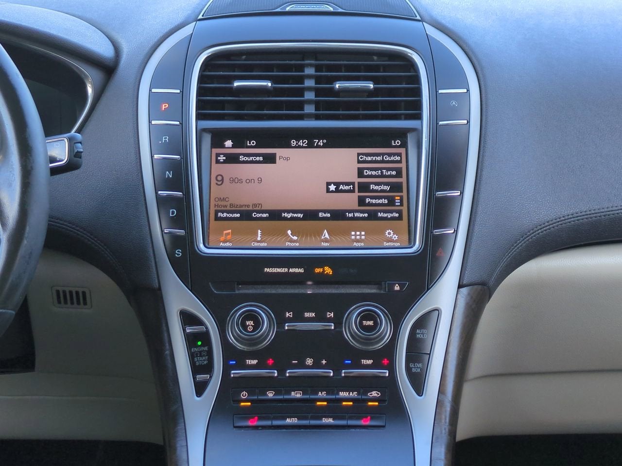 2019 Lincoln Nautilus Select