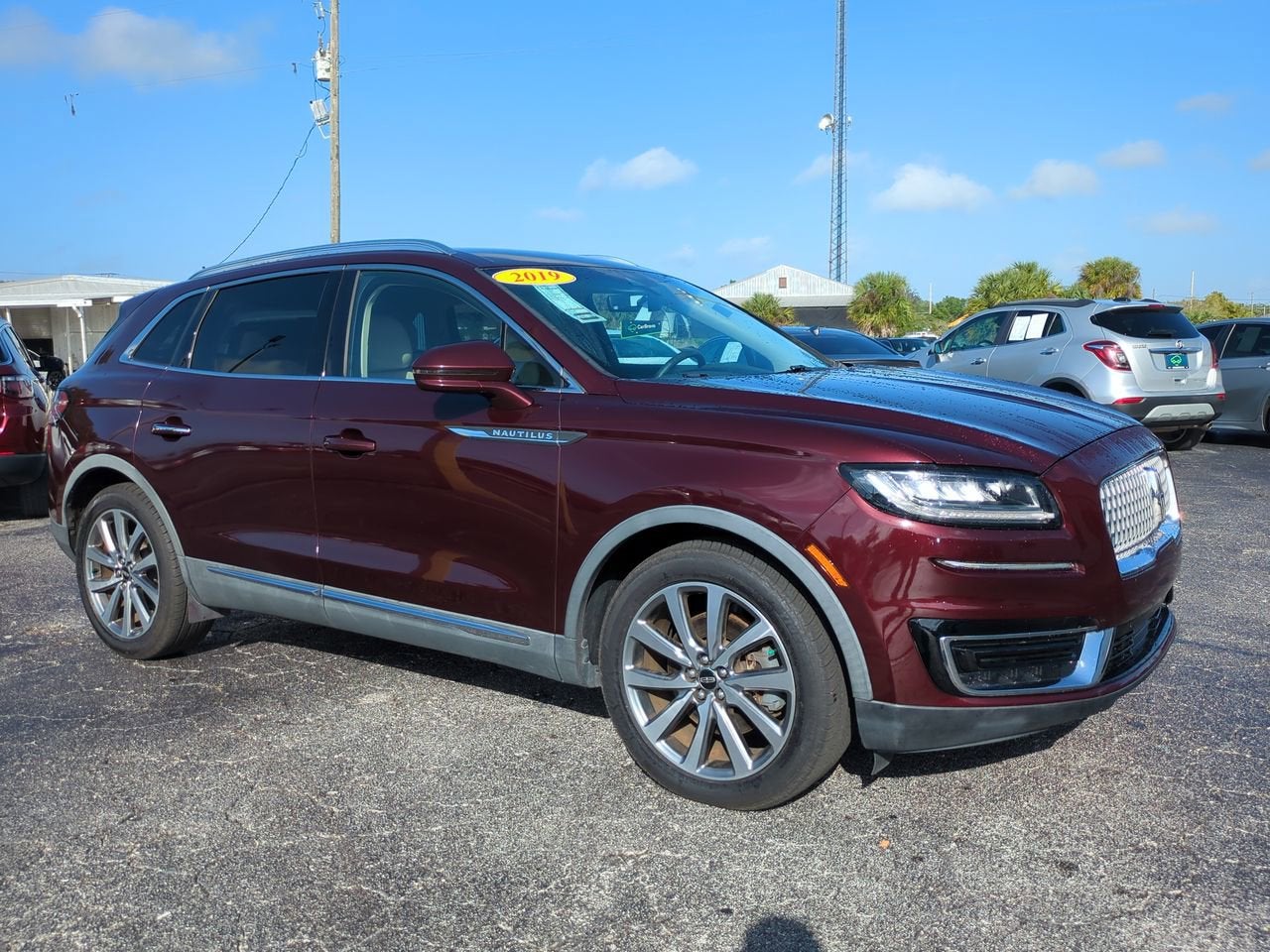 2019 Lincoln Nautilus Select