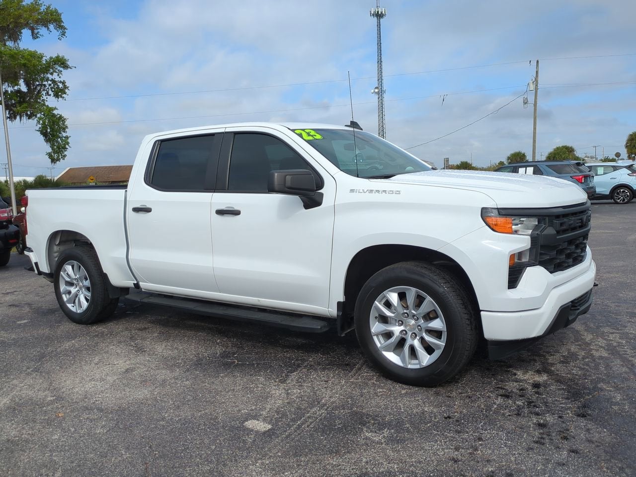 2023 Chevrolet Silverado 1500 Custom