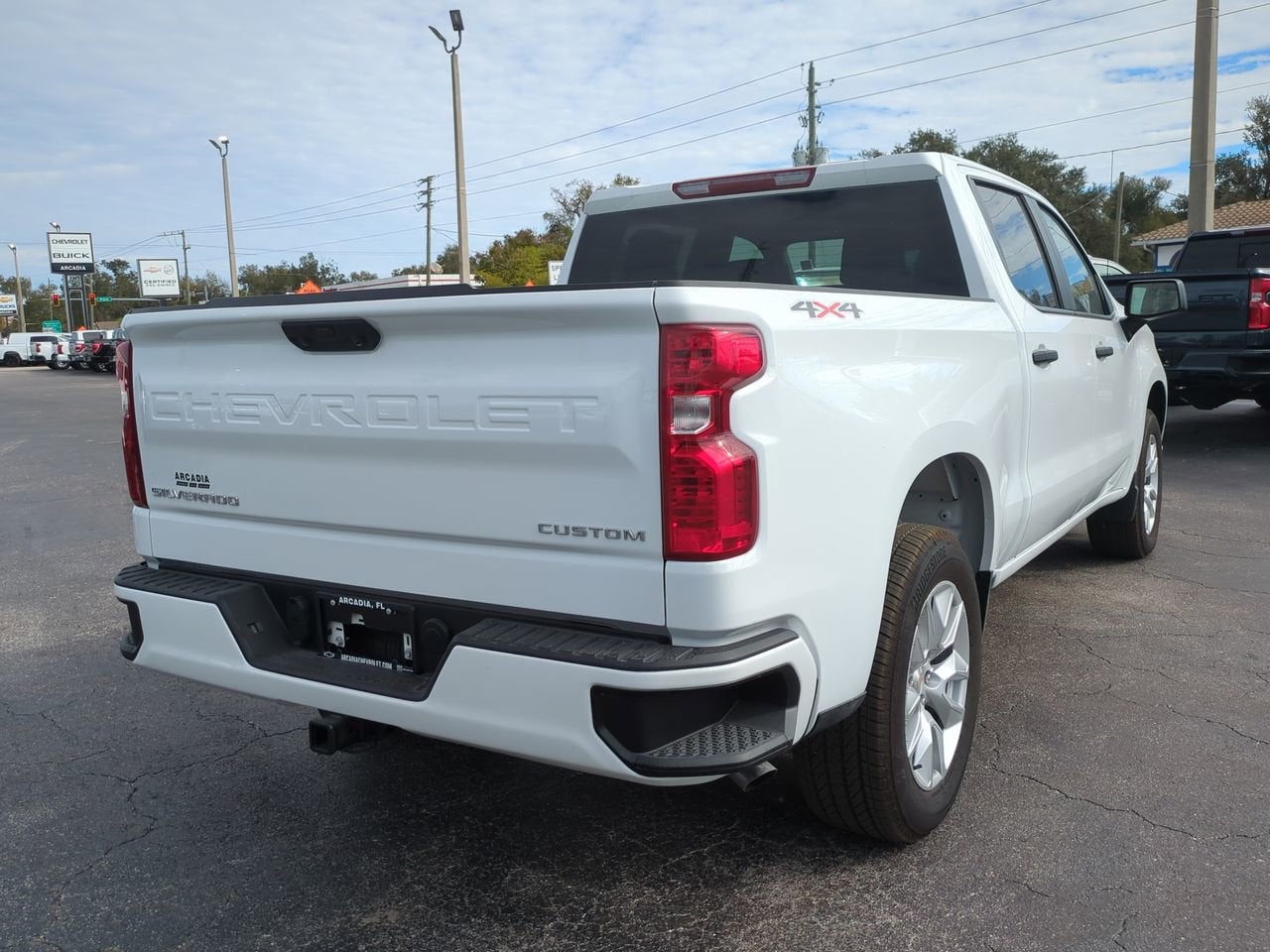 2025 Chevrolet Silverado 1500 Custom