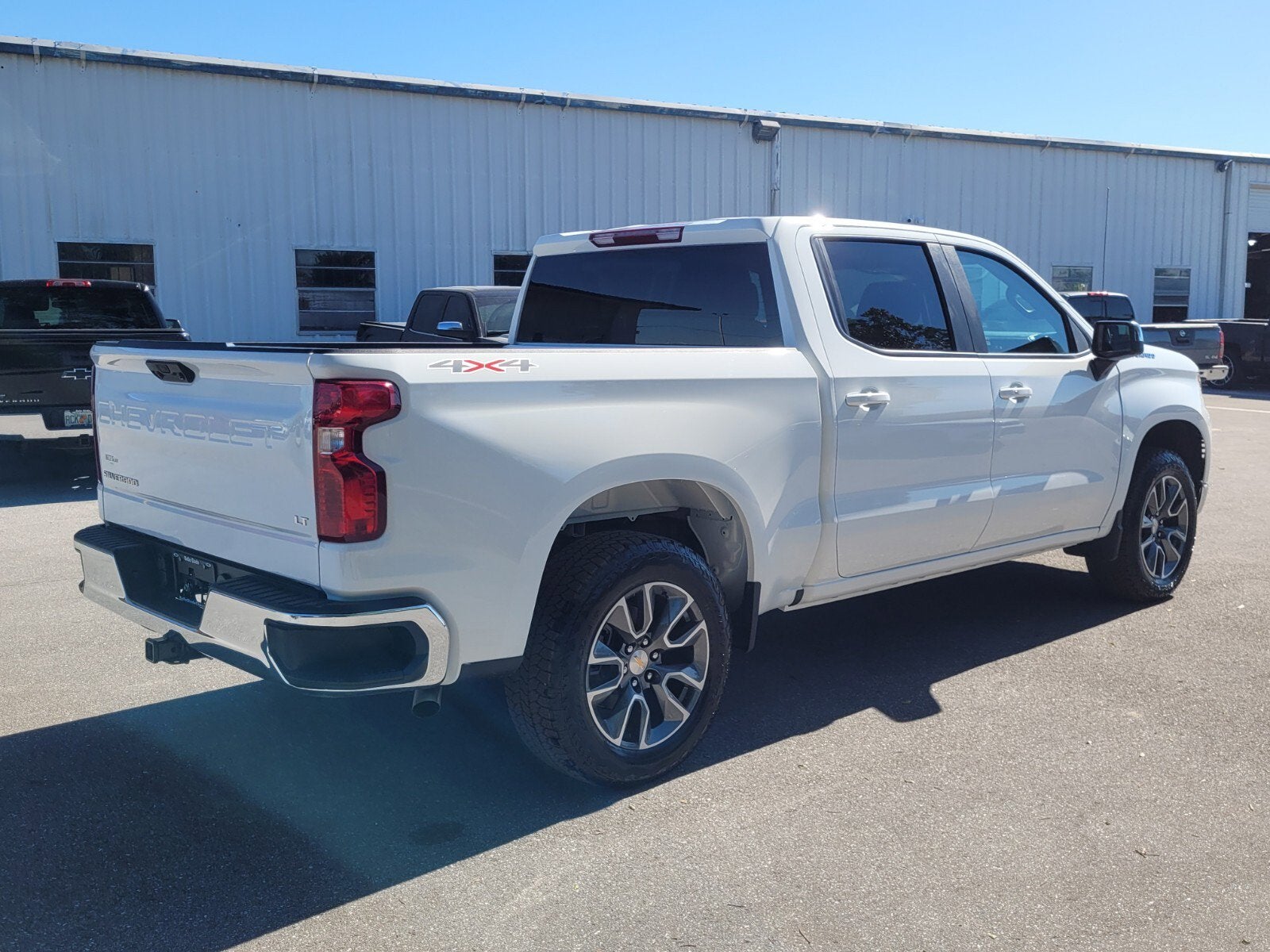 2025 Chevrolet Silverado 1500 LT (2FL)