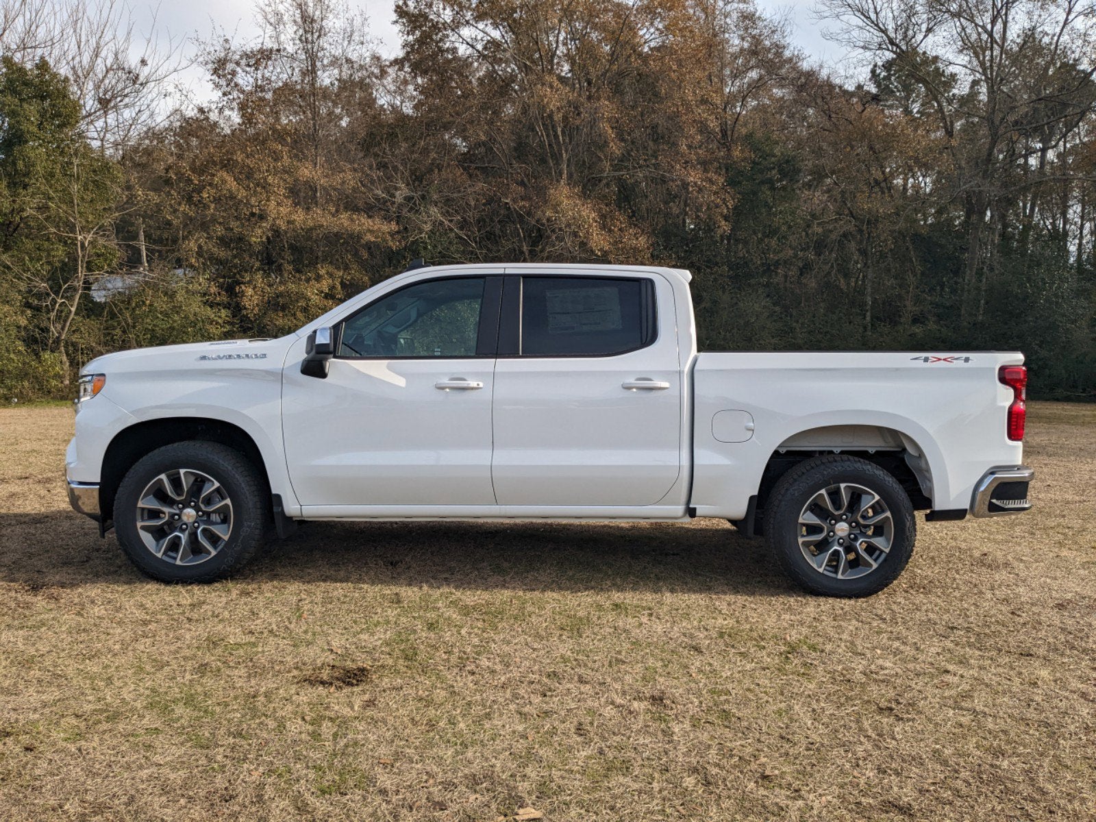 2025 Chevrolet Silverado 1500 LT (2FL)