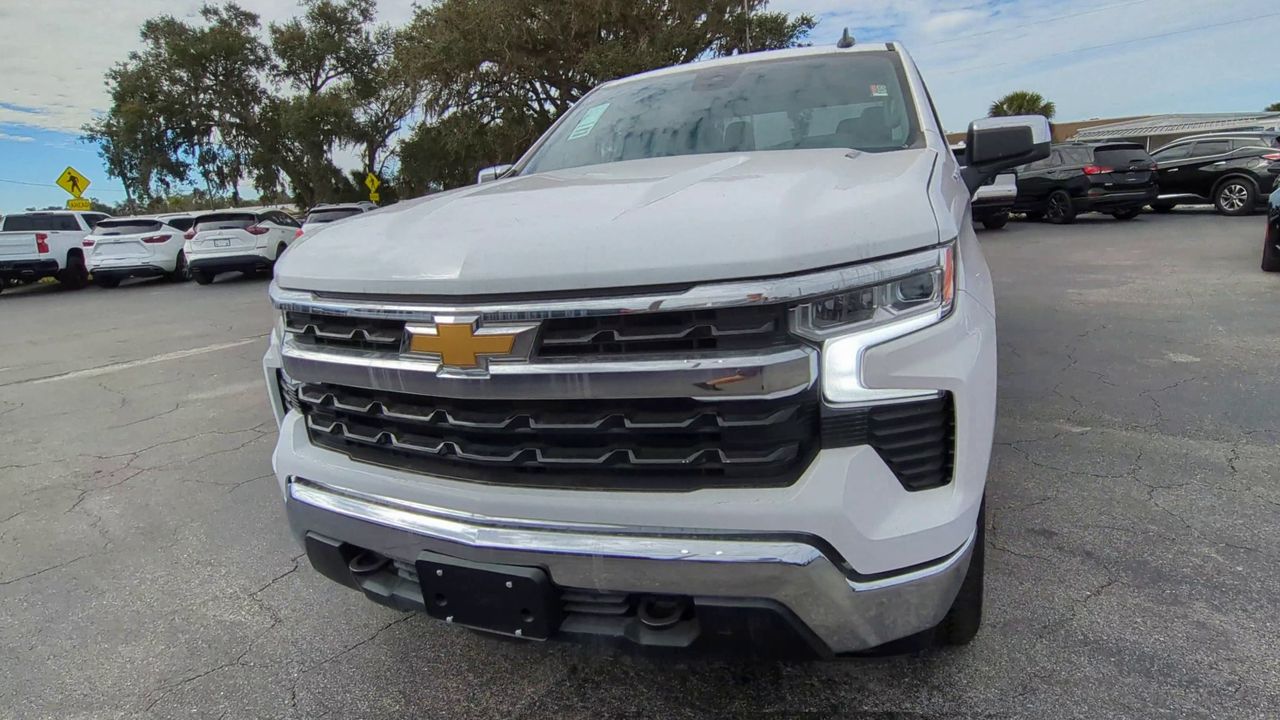 2025 Chevrolet Silverado 1500 LT (2FL)