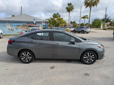 2021 Nissan Versa SV Xtronic CVT