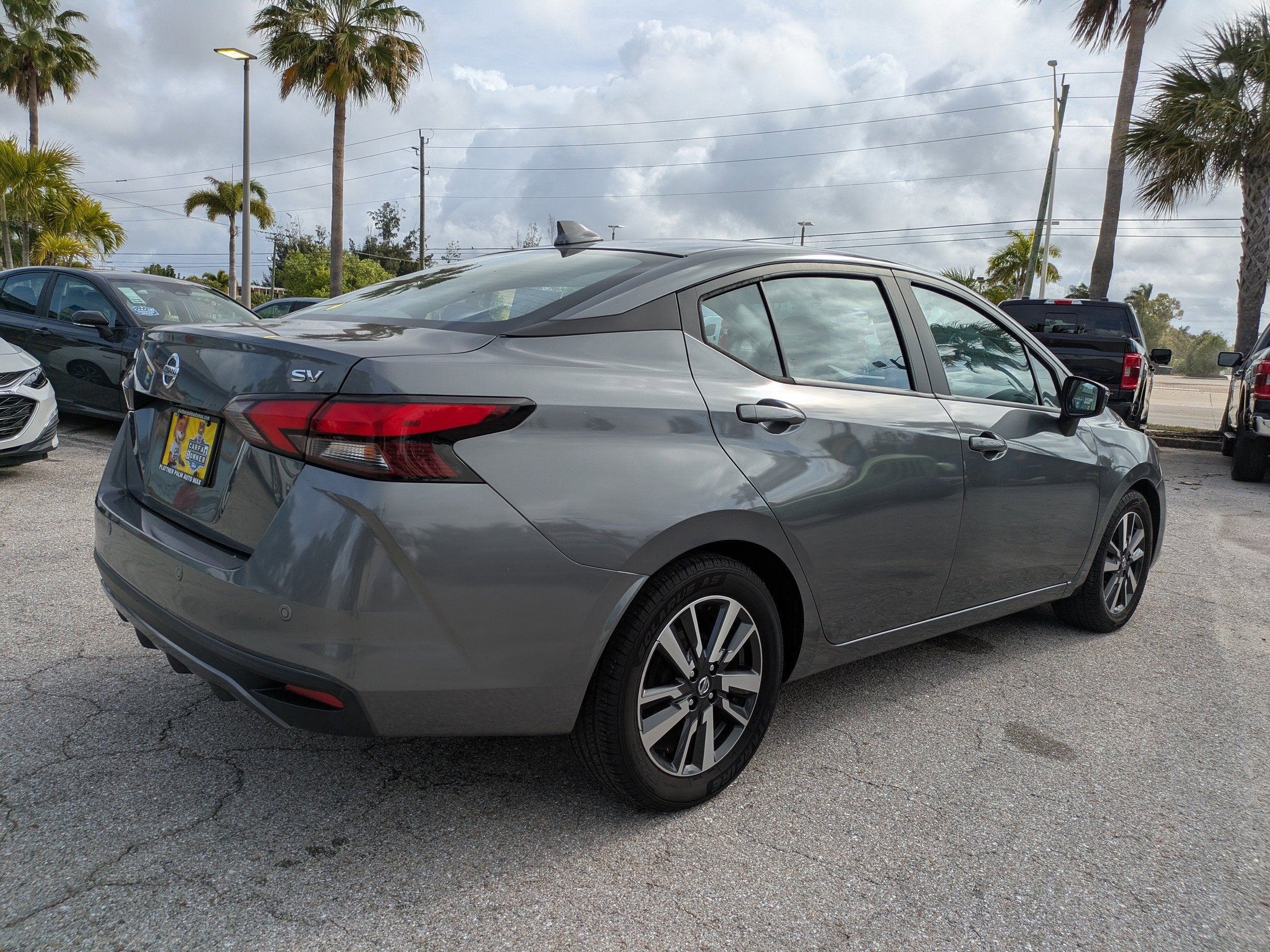 2021 Nissan Versa SV Xtronic CVT