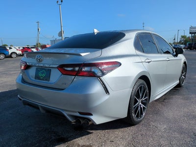 2022 Toyota Camry SE