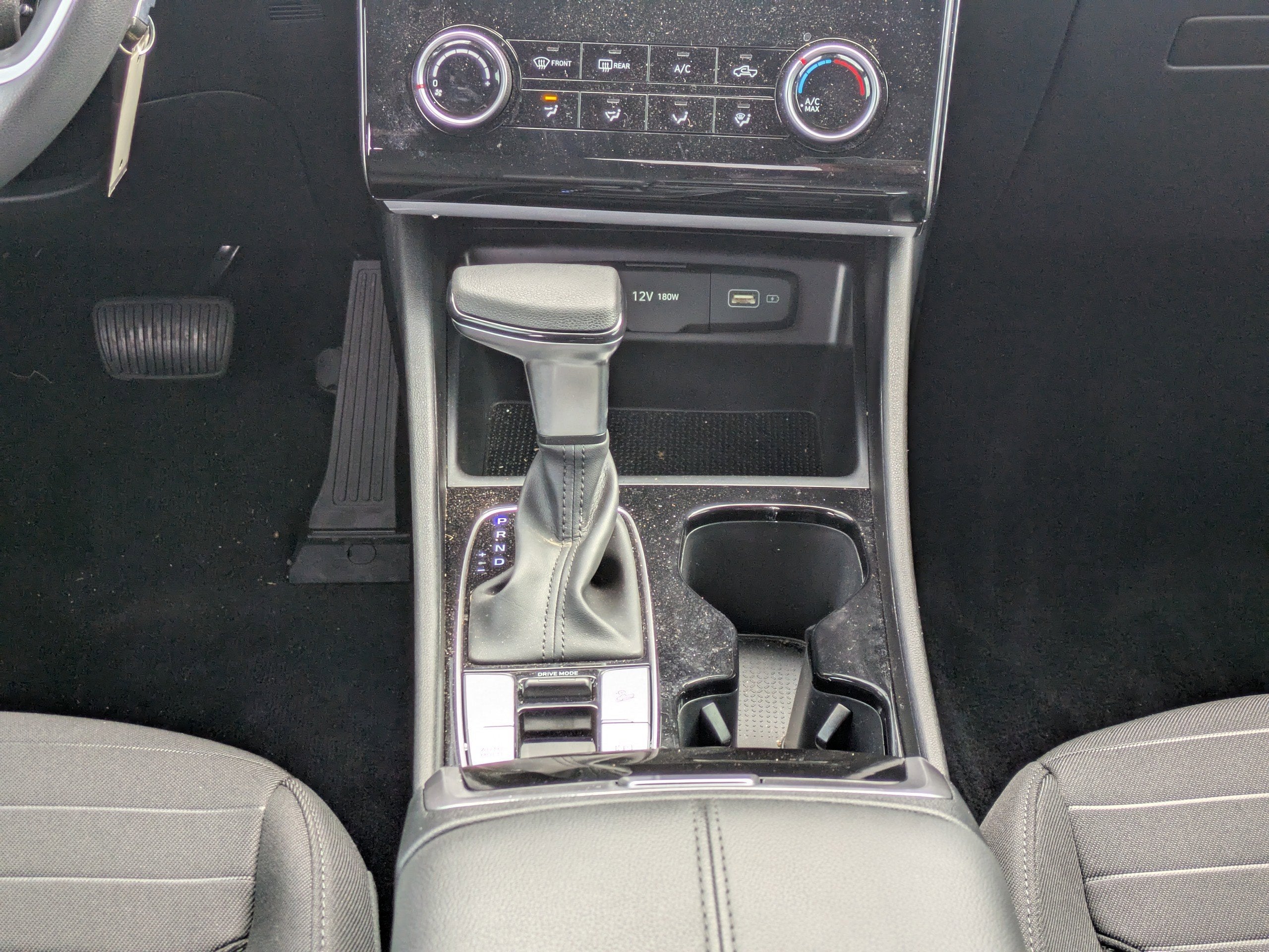 2024 Hyundai Santa Cruz SE