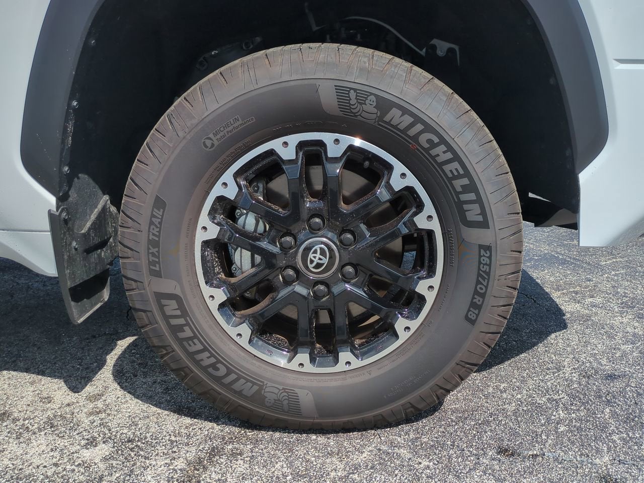 2026 Toyota Tundra 4WD SR