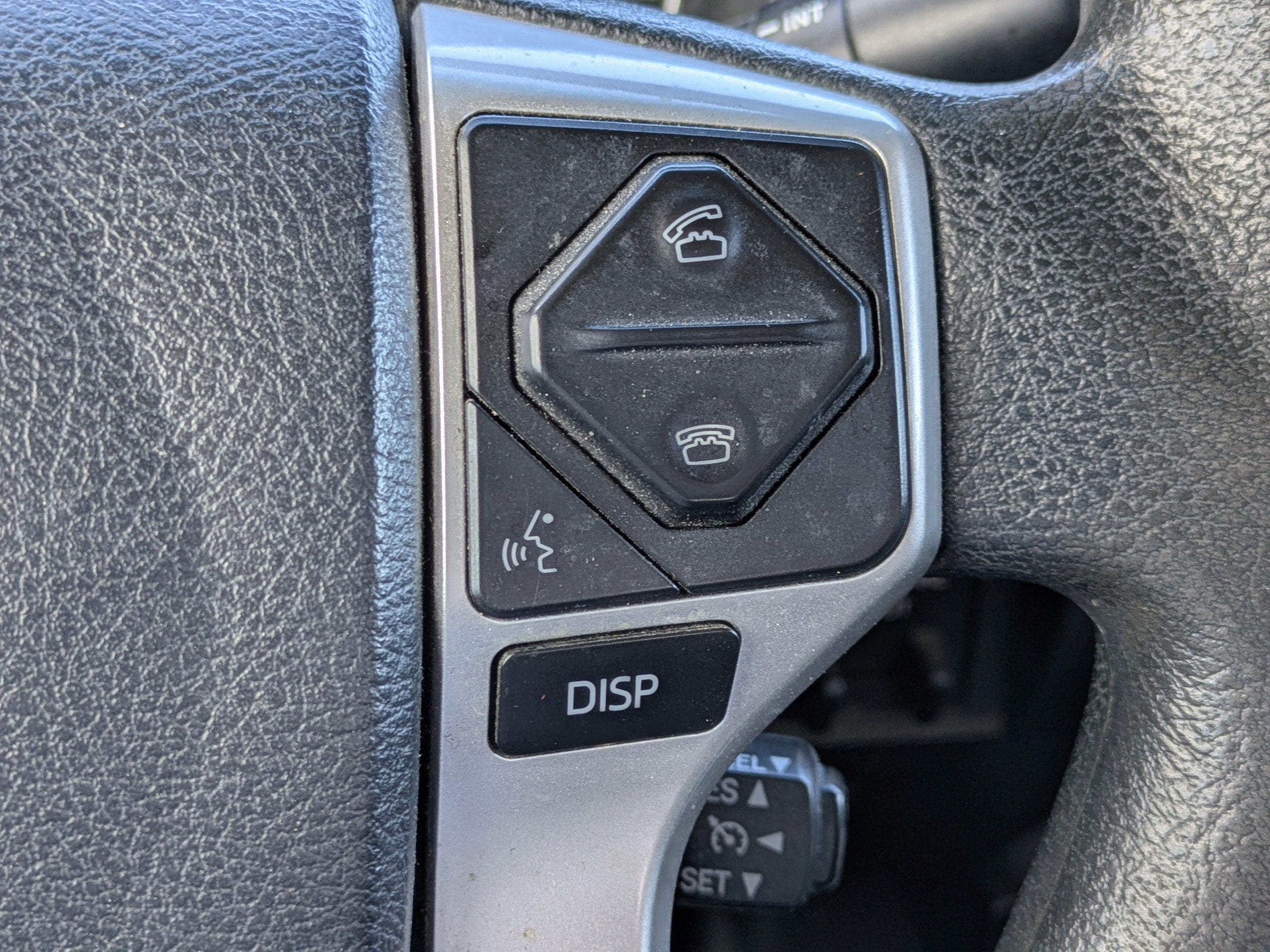 2016 Toyota Tundra SR5 5.7L V8