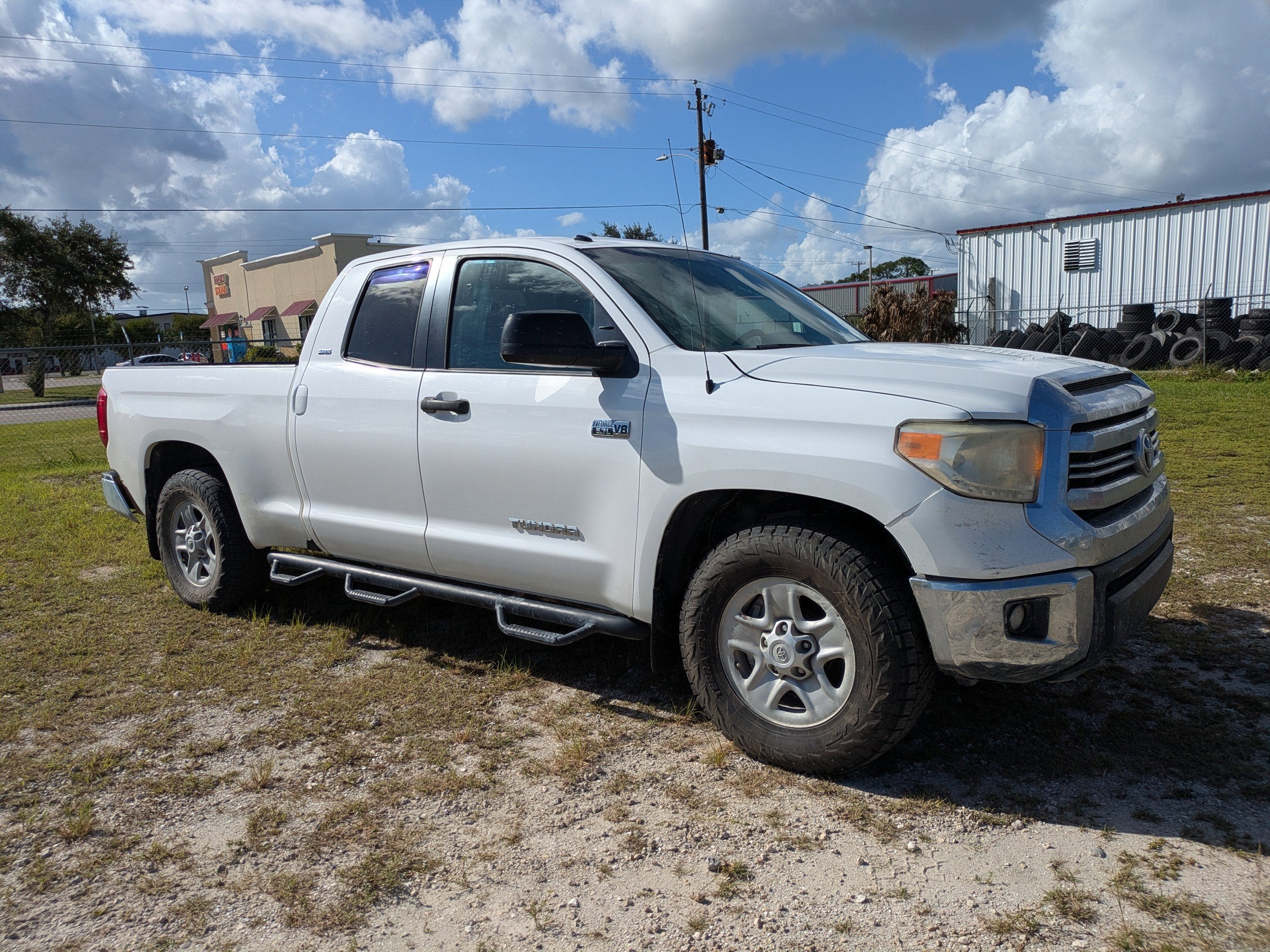 2016 Toyota Tundra SR5 5.7L V8