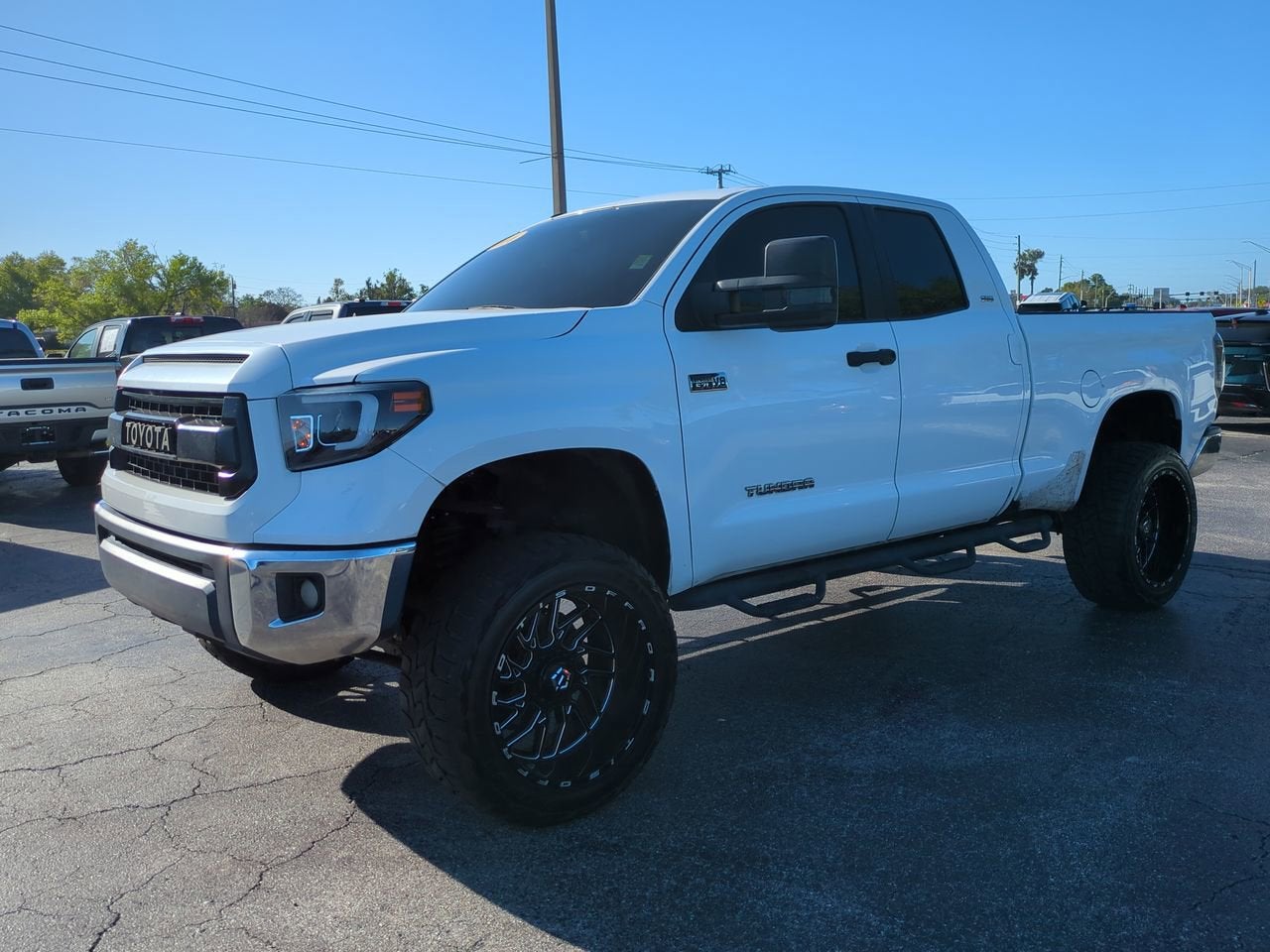 2016 Toyota Tundra SR5 5.7L V8