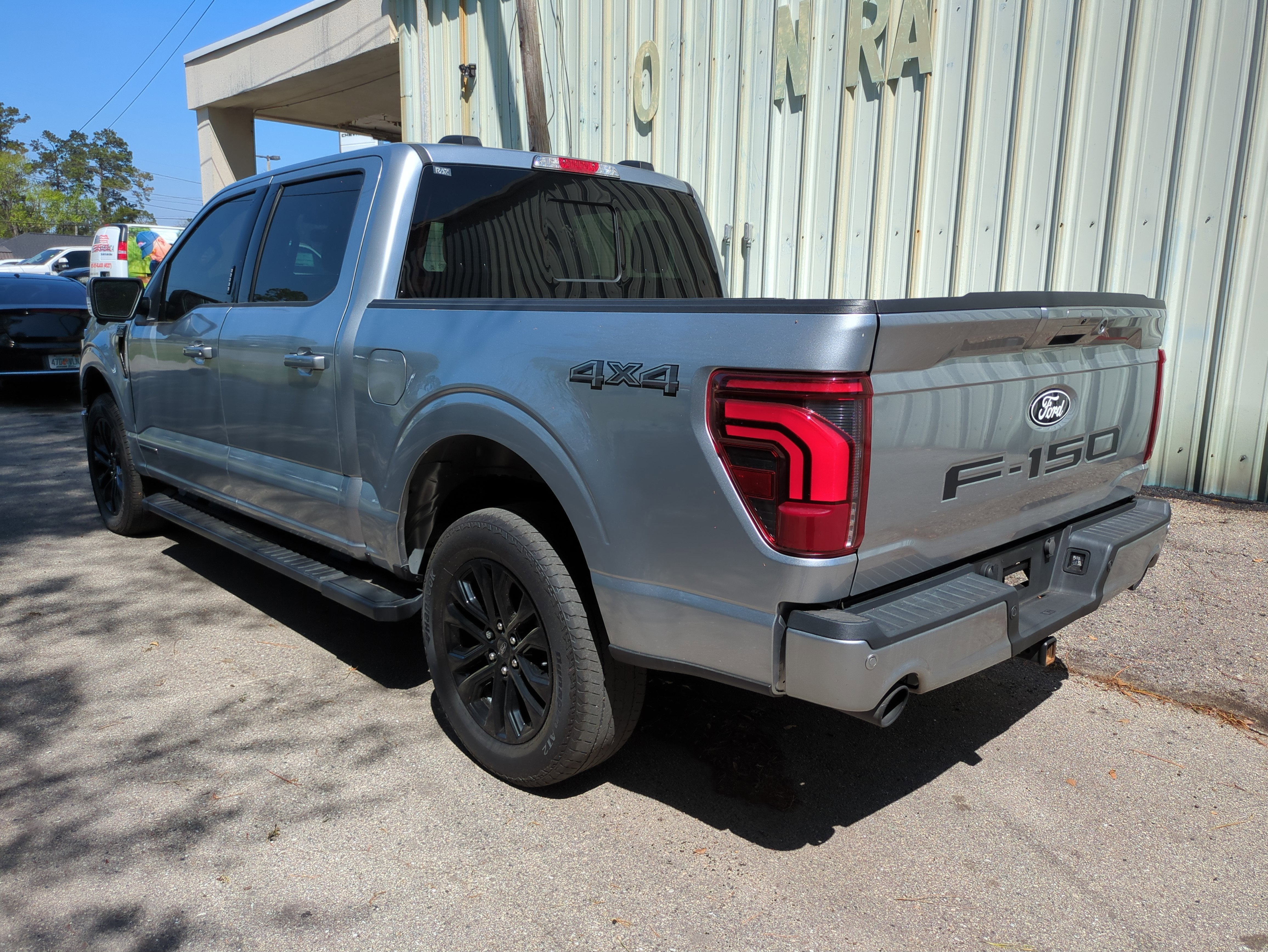 2024 Ford F-150 LARIAT