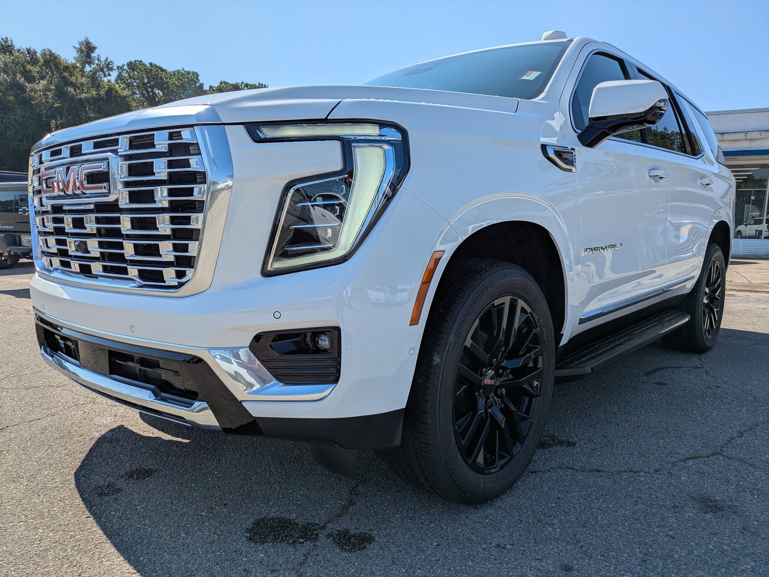 2025 GMC Yukon Denali