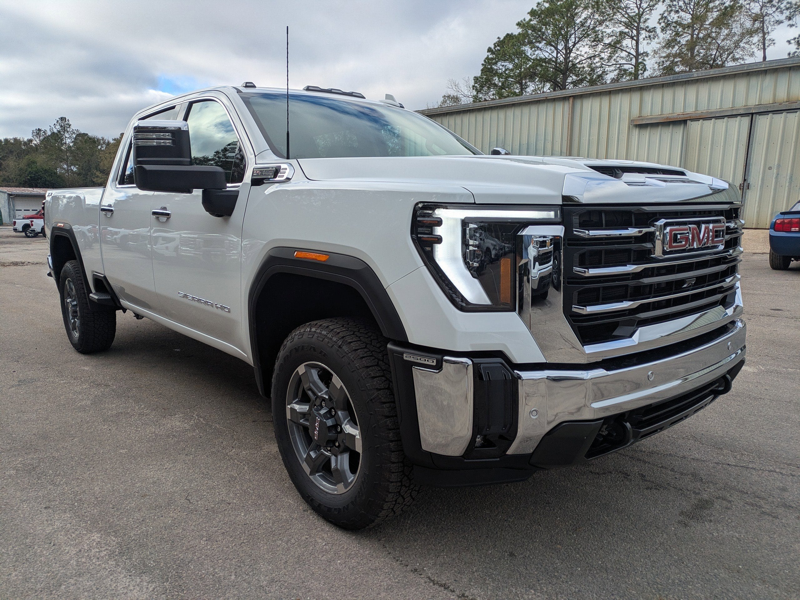 2026 GMC Sierra 2500 HD SLT