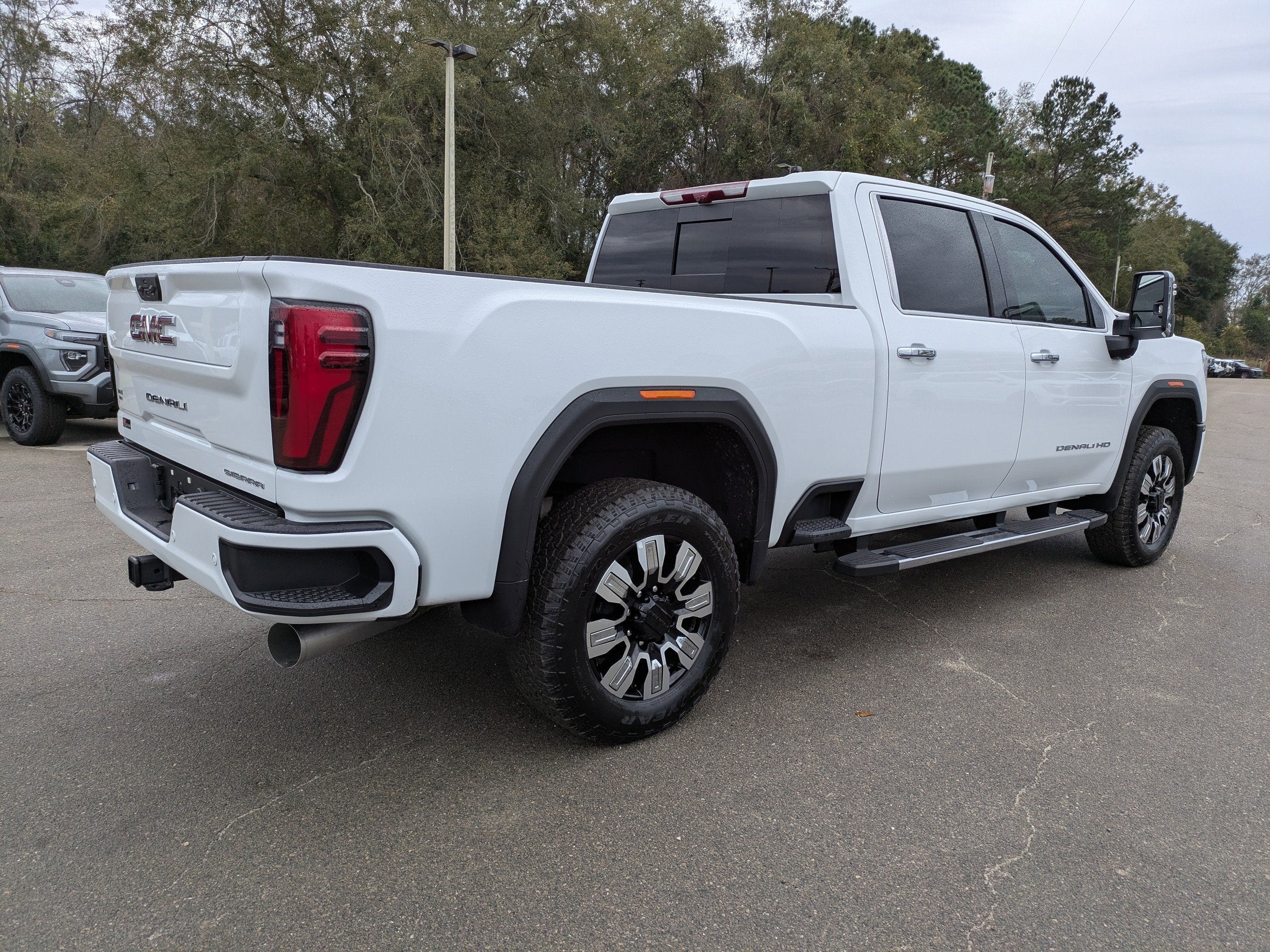 2025 GMC Sierra 2500 HD Denali