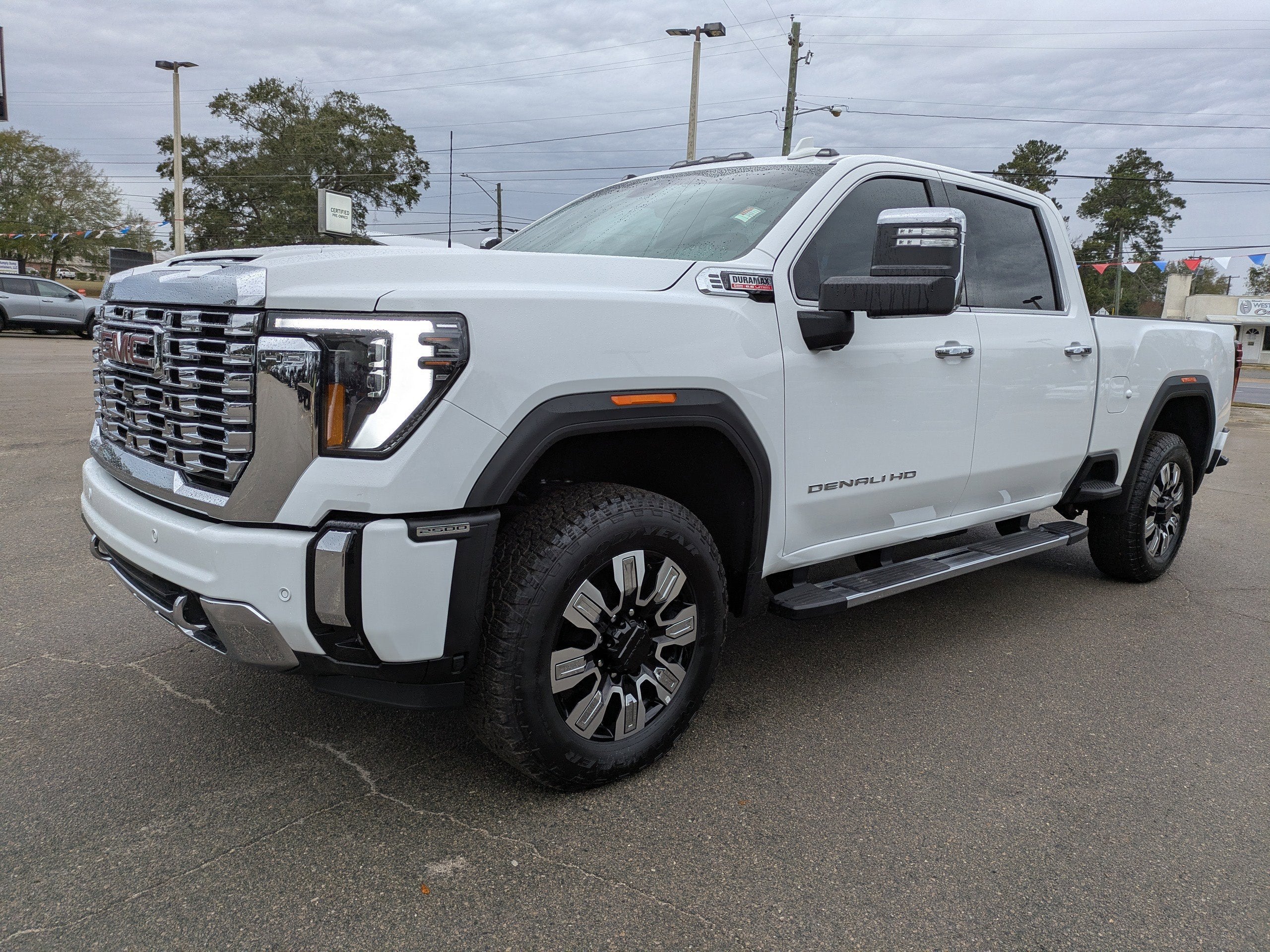 2025 GMC Sierra 2500 HD Denali