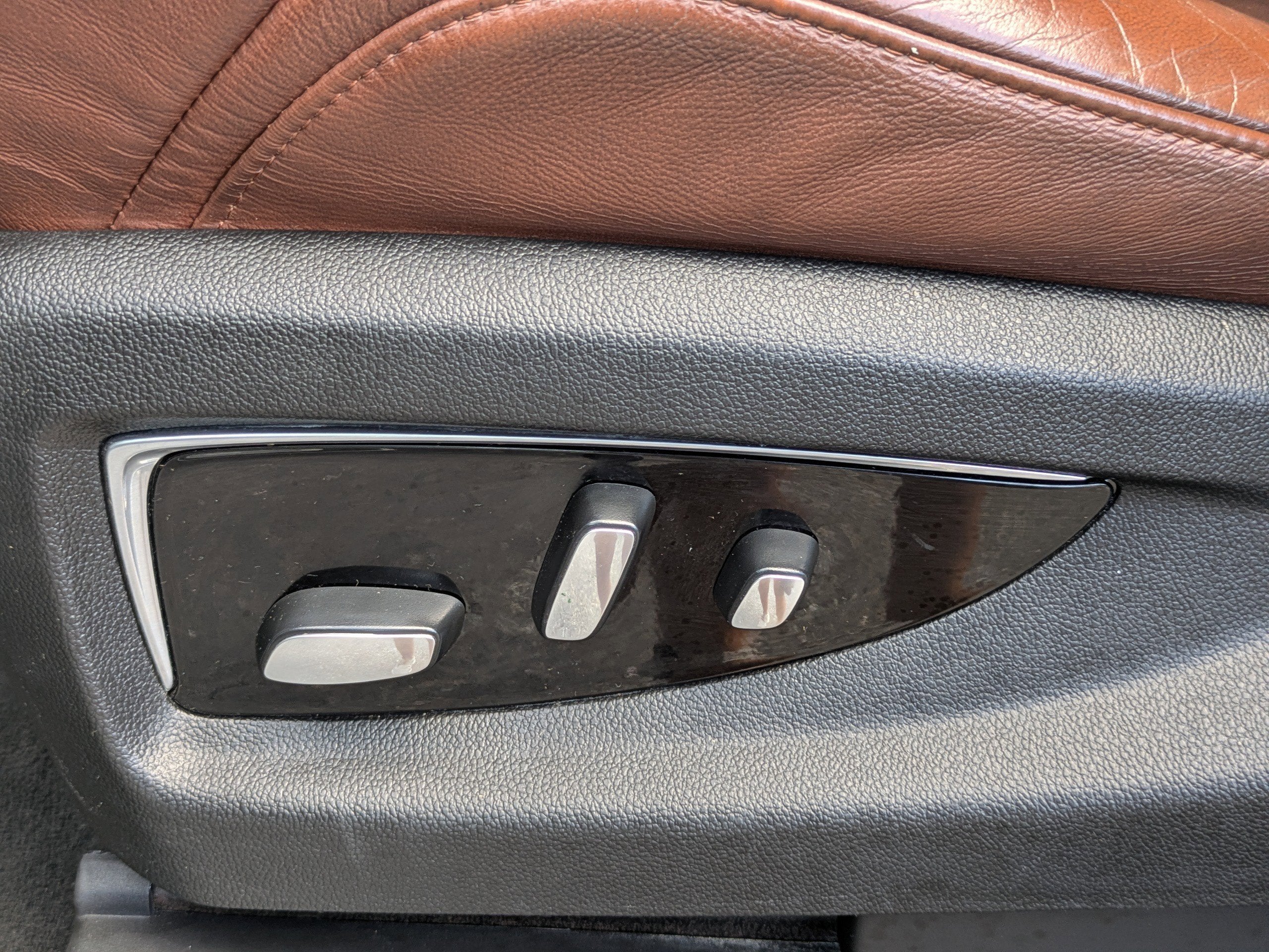 2020 Cadillac Escalade ESV Premium Luxury