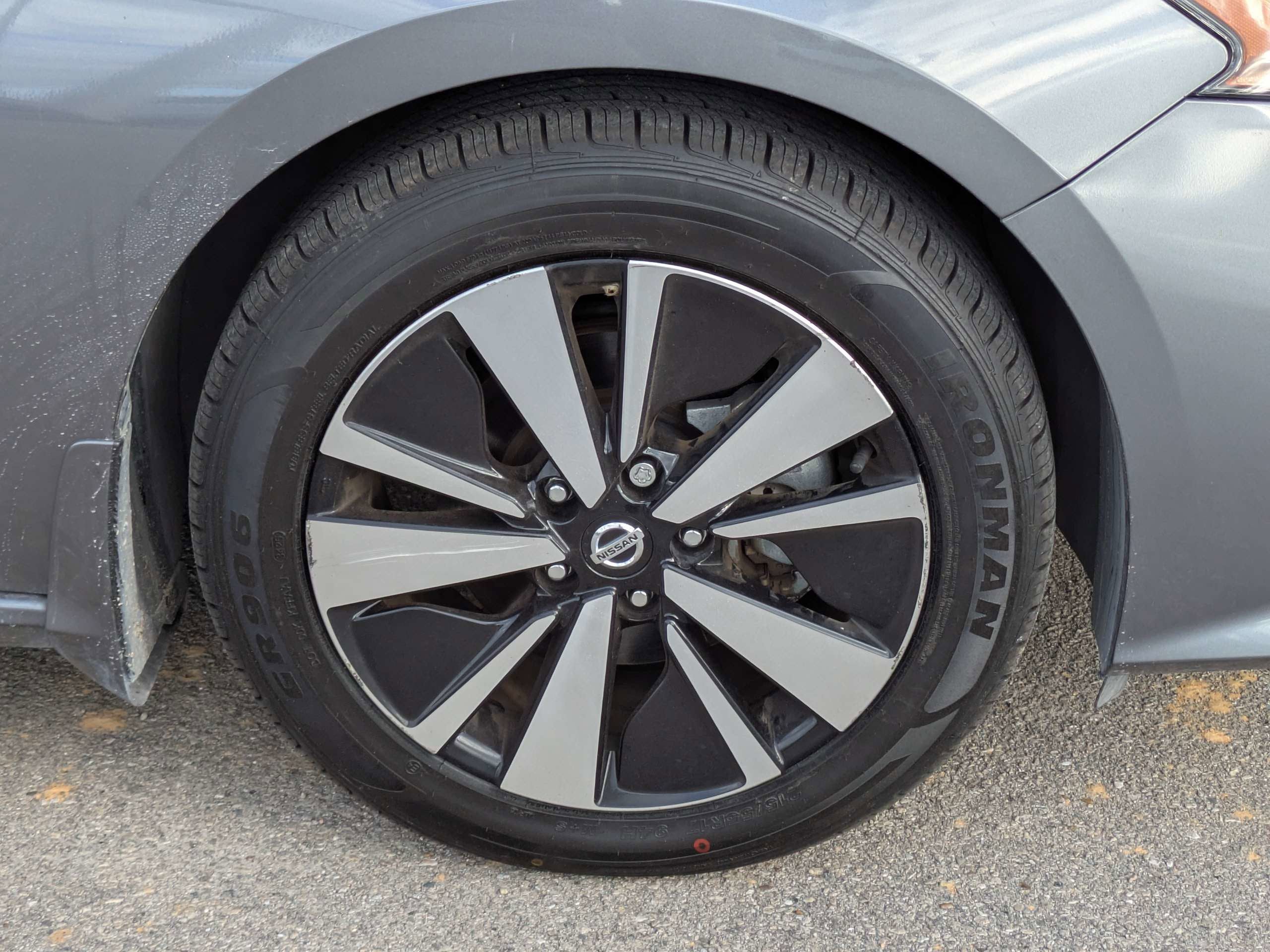 2021 Nissan Altima SV FWD