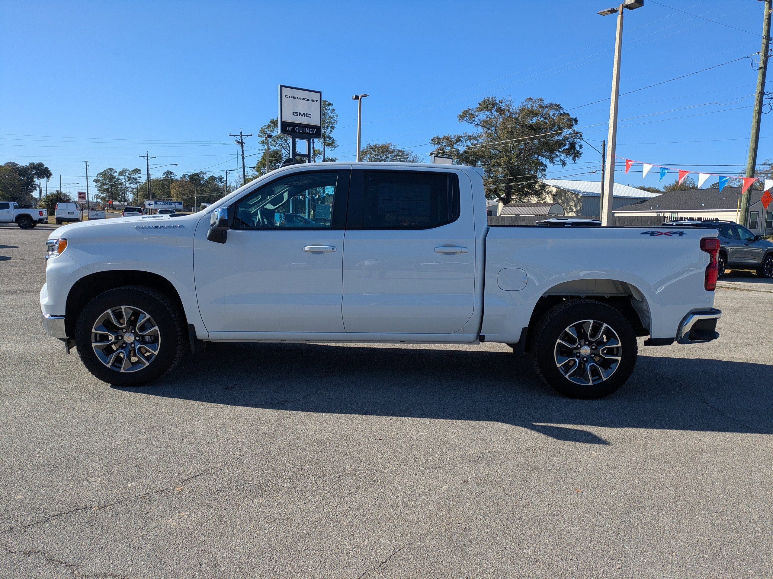 2025 Chevrolet Silverado 1500 LT (2FL)