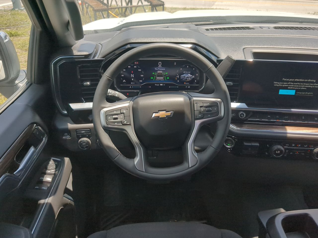 2025 Chevrolet Silverado 1500 LT (2FL)