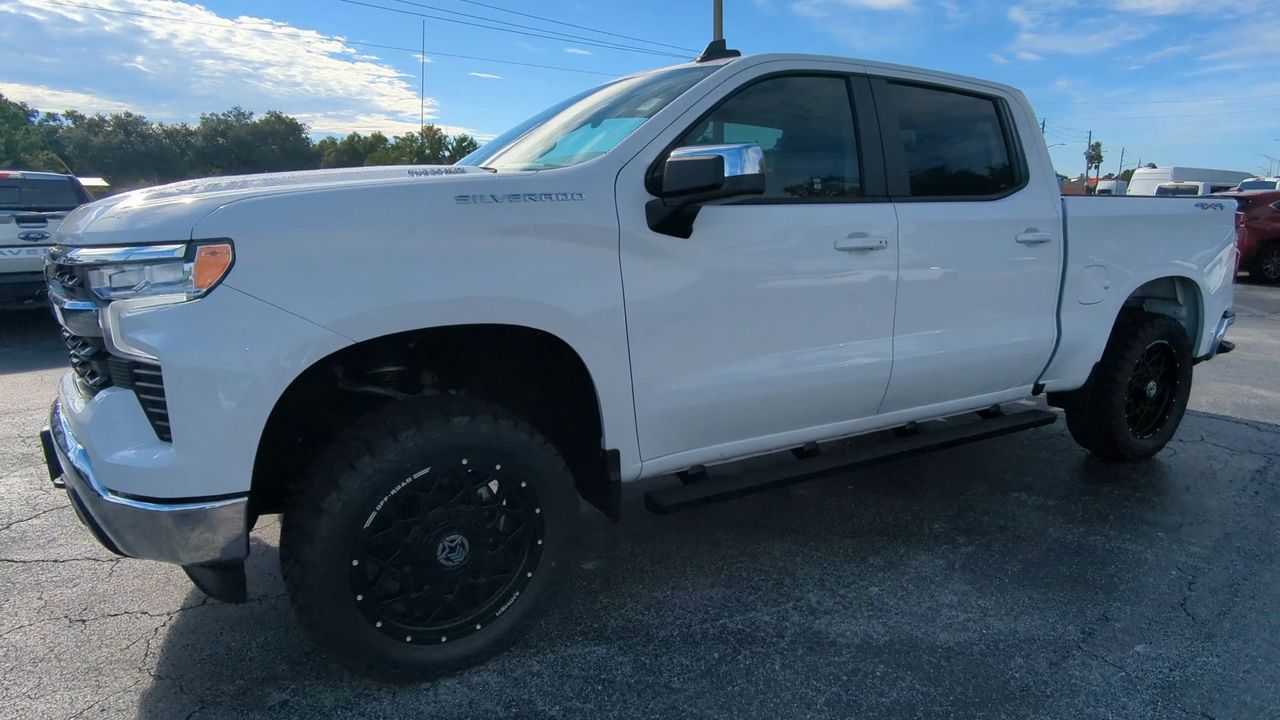 2025 Chevrolet Silverado 1500 LT (2FL)