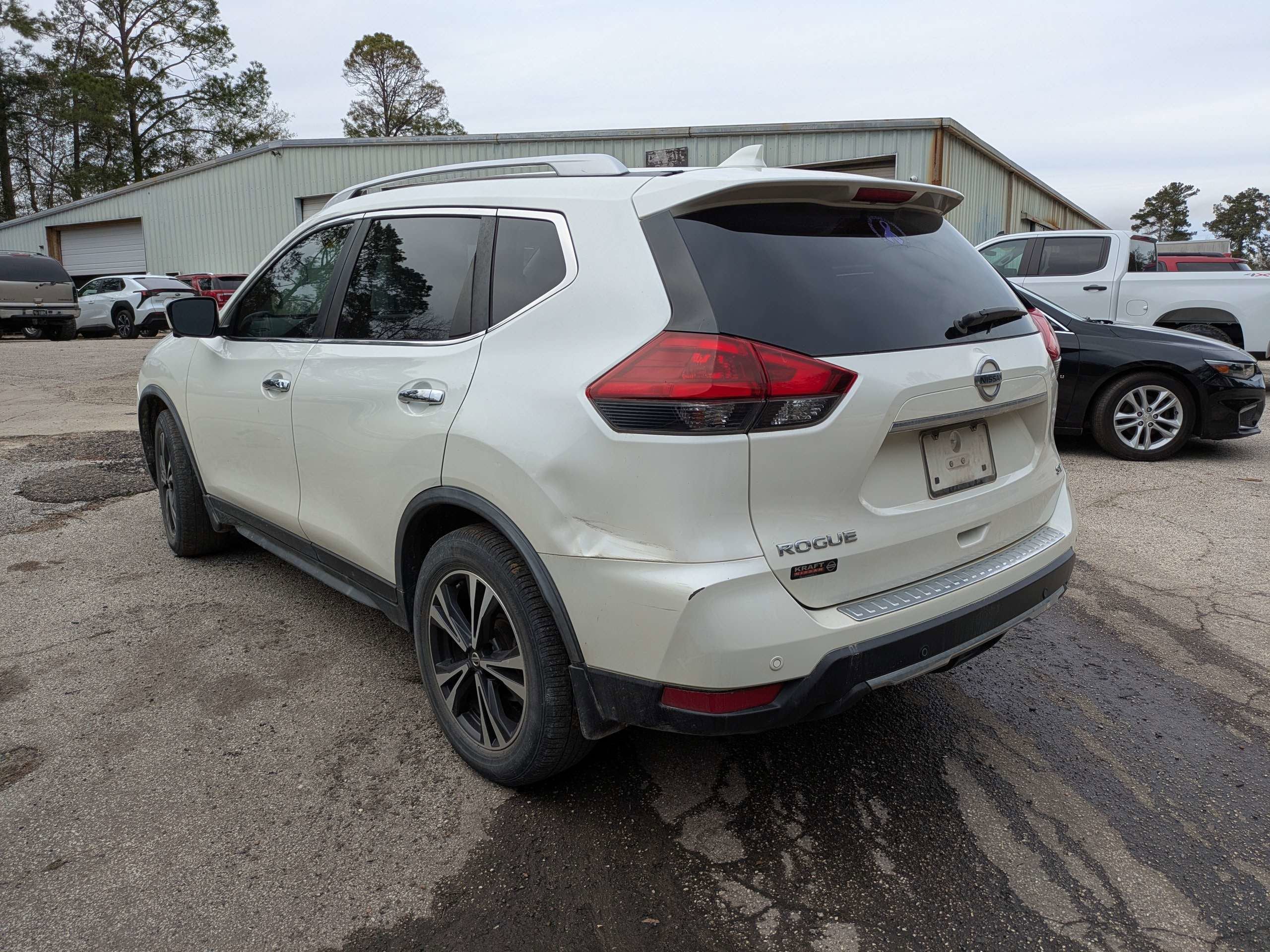 2020 Nissan Rogue SV FWD